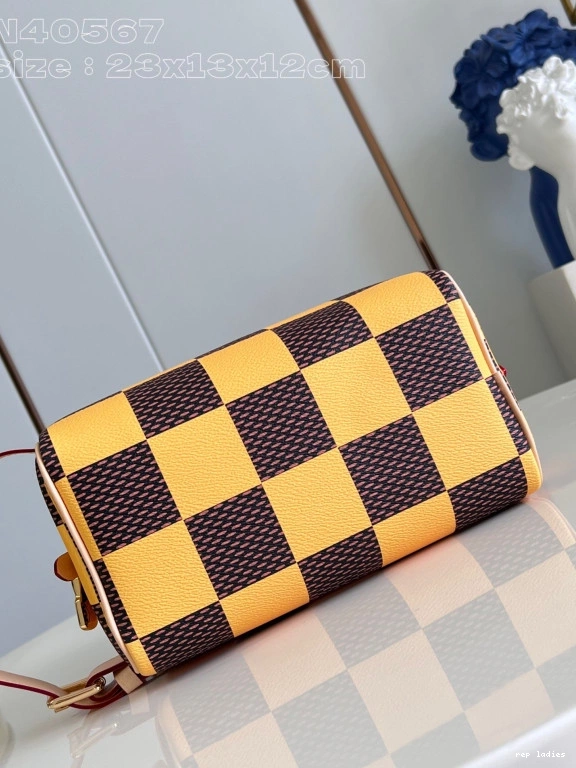 Cheap KIT DOPP VUITTON bag-23*13*12CM LOUIS LOCKER 0808